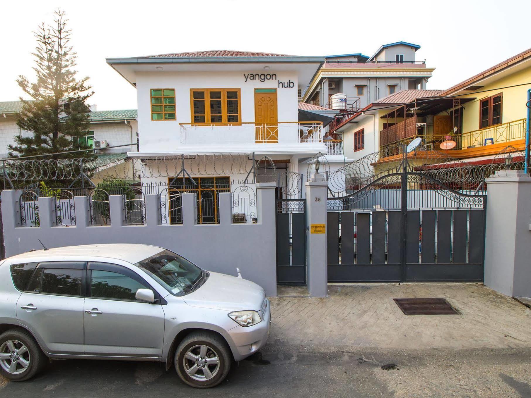 Yangon Hub Hostel Exterior photo